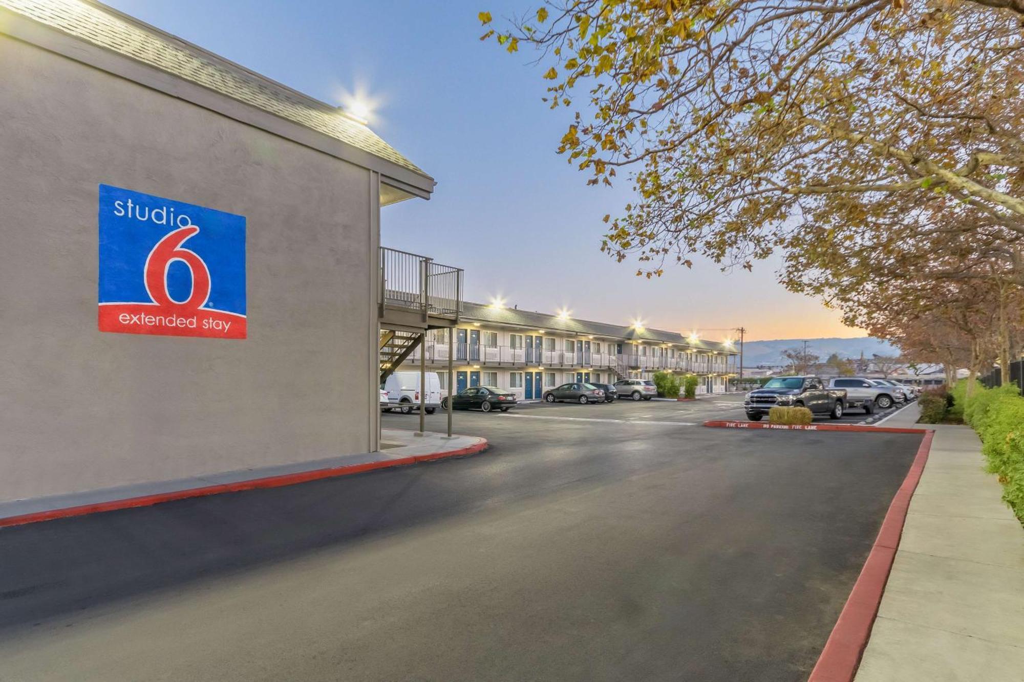 Motel 6 Hayward, Ca- Silicon Valley Gateway Luaran gambar