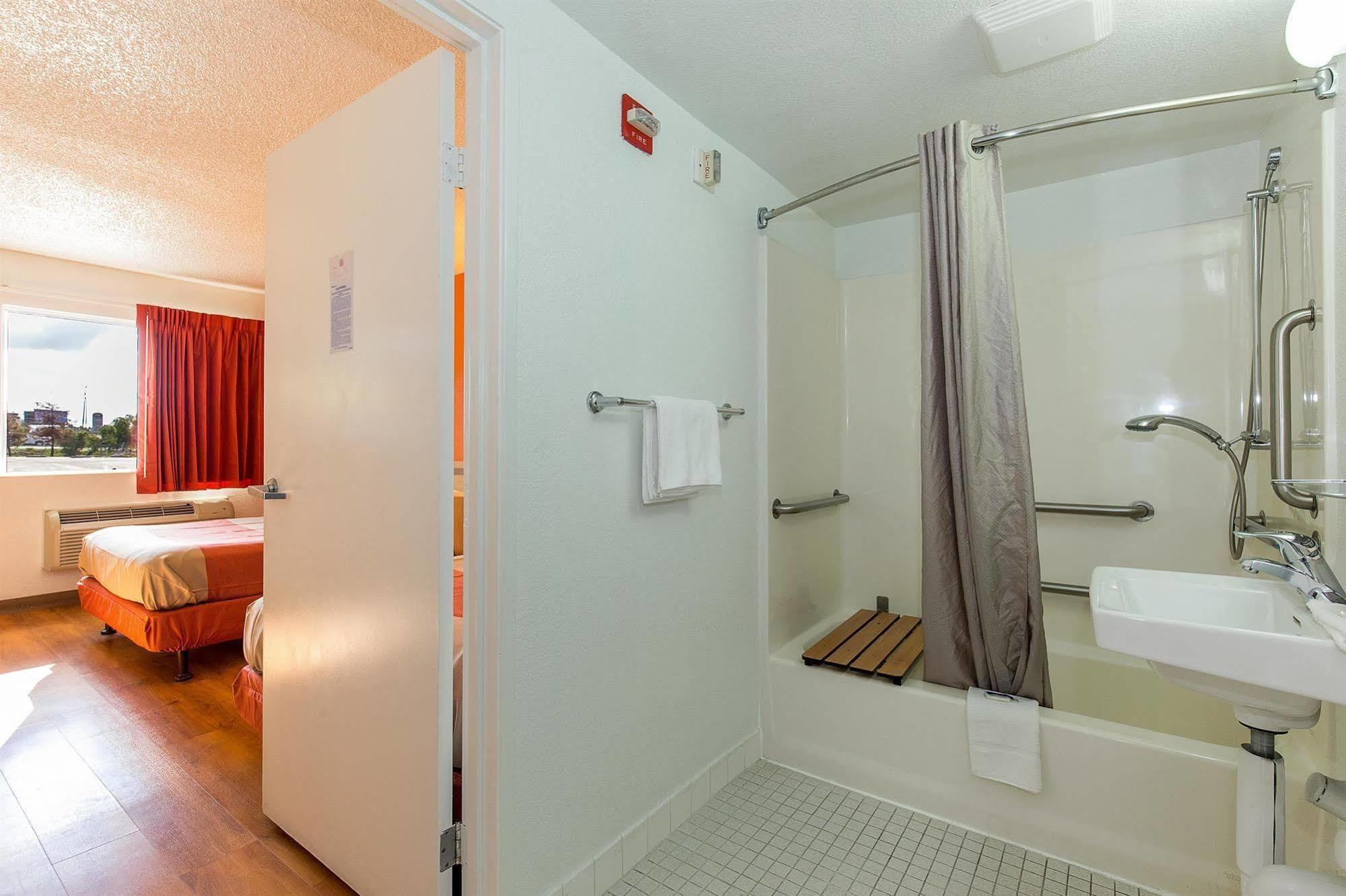 Motel 6 Hayward, Ca- Silicon Valley Gateway Luaran gambar